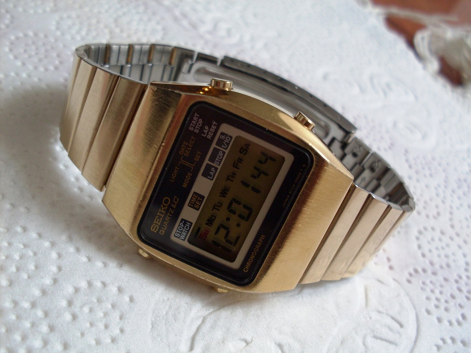 SEIKO LC CHRONOGRAPH A128-5000 (1978) | The Watch Site