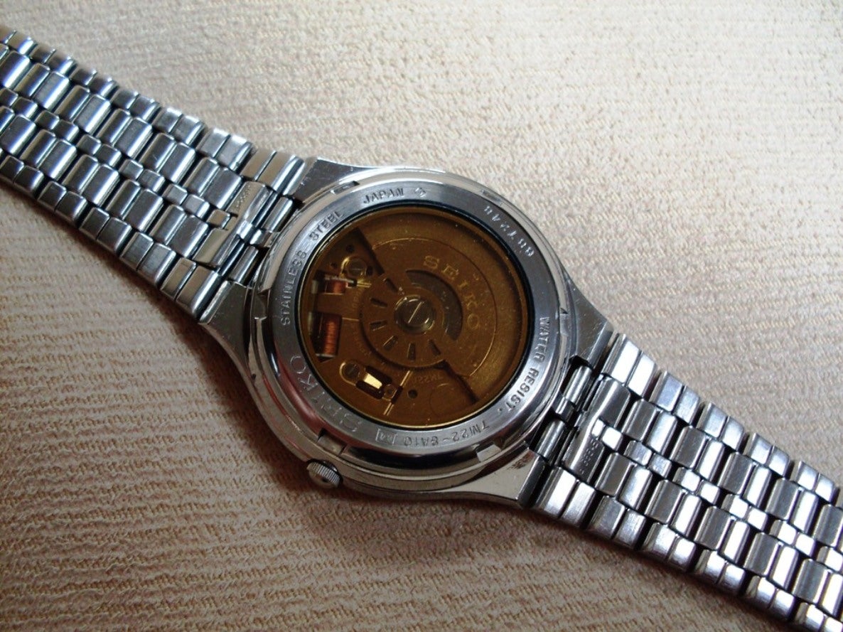 SEIKO  7M22-8A10 (1988) | The Watch Site