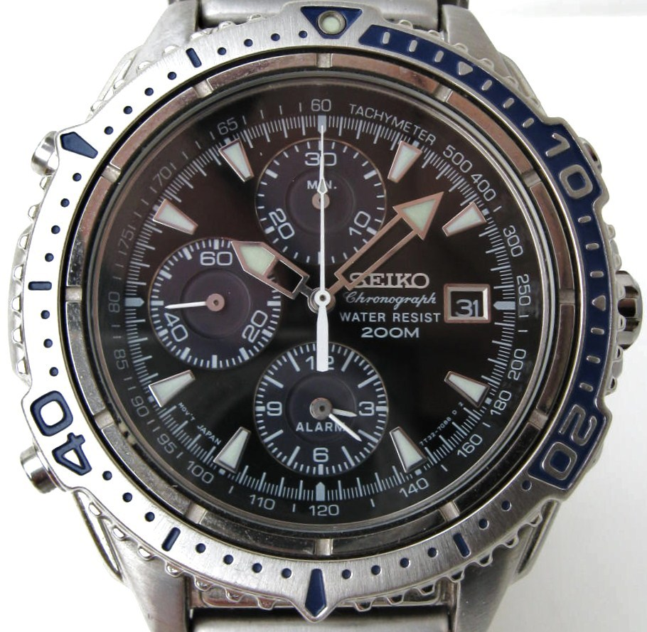 SOLD Seiko 200M Large Size Divers Chrono Sapphire Crystal 7T32 $145 | The  Watch Site