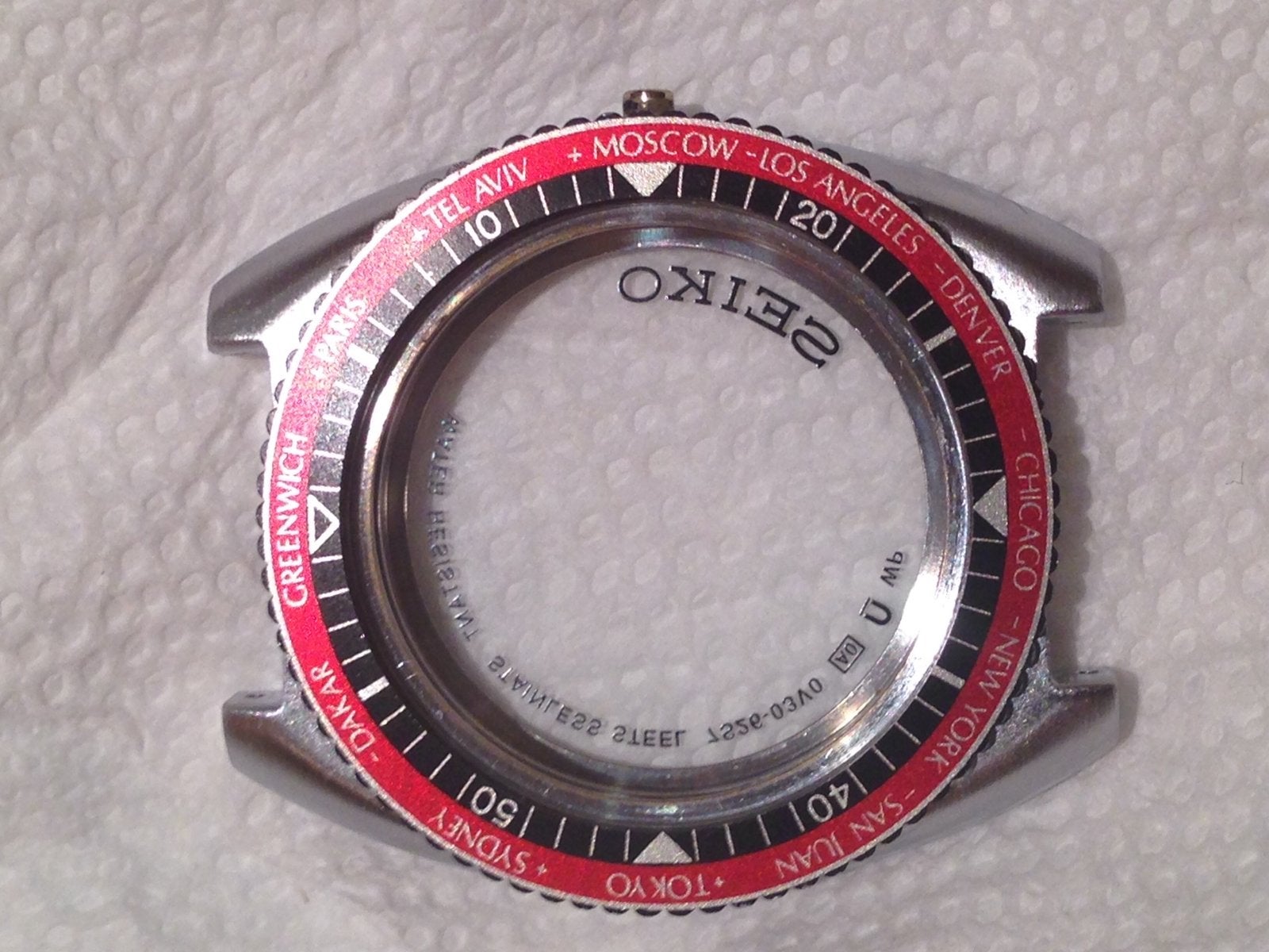 How to Remove Seiko Ink/Markings inside Hardlex Case Back ? | The Watch Site