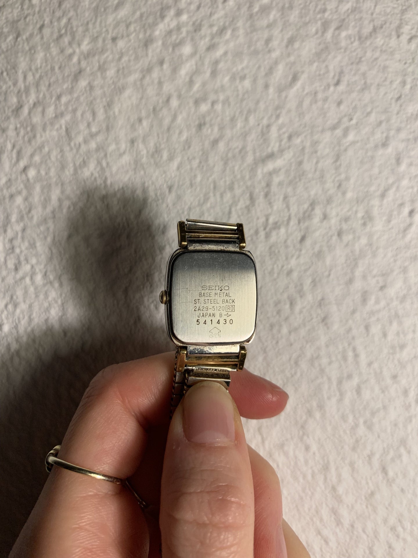Does anbody know this vintage Seiko Quartz watch? | The Watch Site