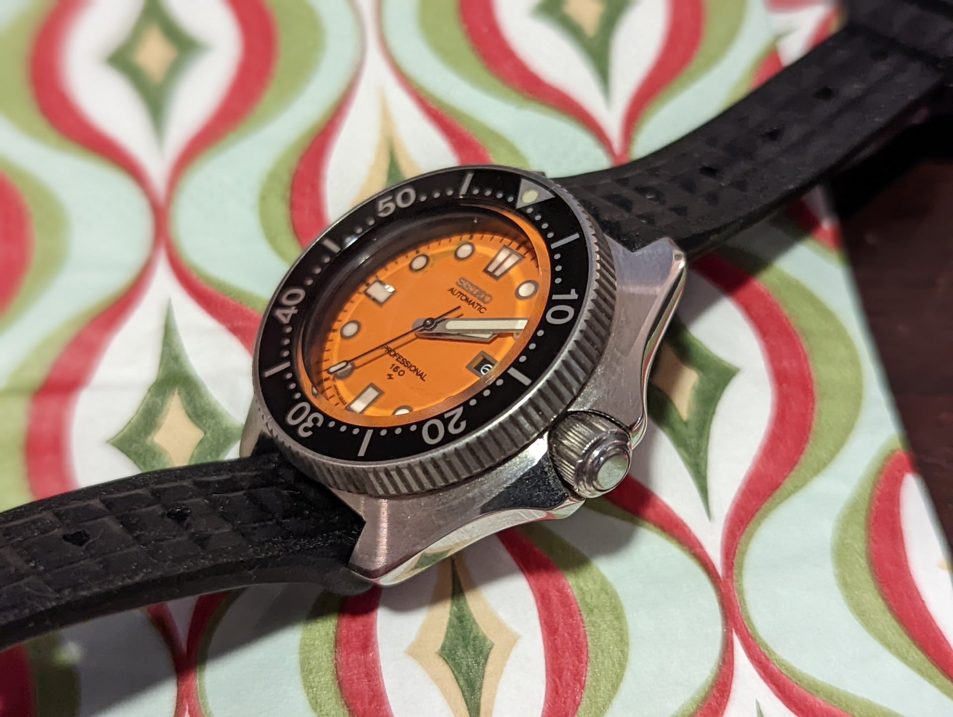 New Arrival: 1977 Seiko 2205-0769 Ladies' Diver Orange Dial Nearly Mint |  The Watch Site